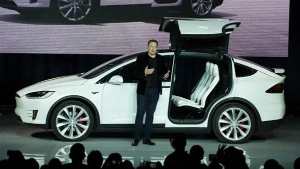 成本只有Model 3一半 特斯拉紙泄露：20萬以下小鋼炮來了